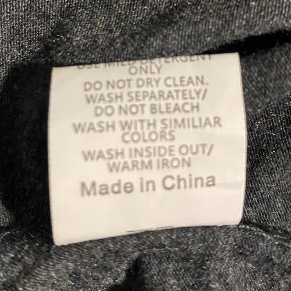 Johnny Cash Men's Man in Black T-shirt Size Medium - Picture 5 of 5